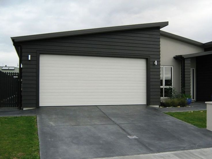 Villa Garage Doors in Dubai | Motorized & Stylish Designs